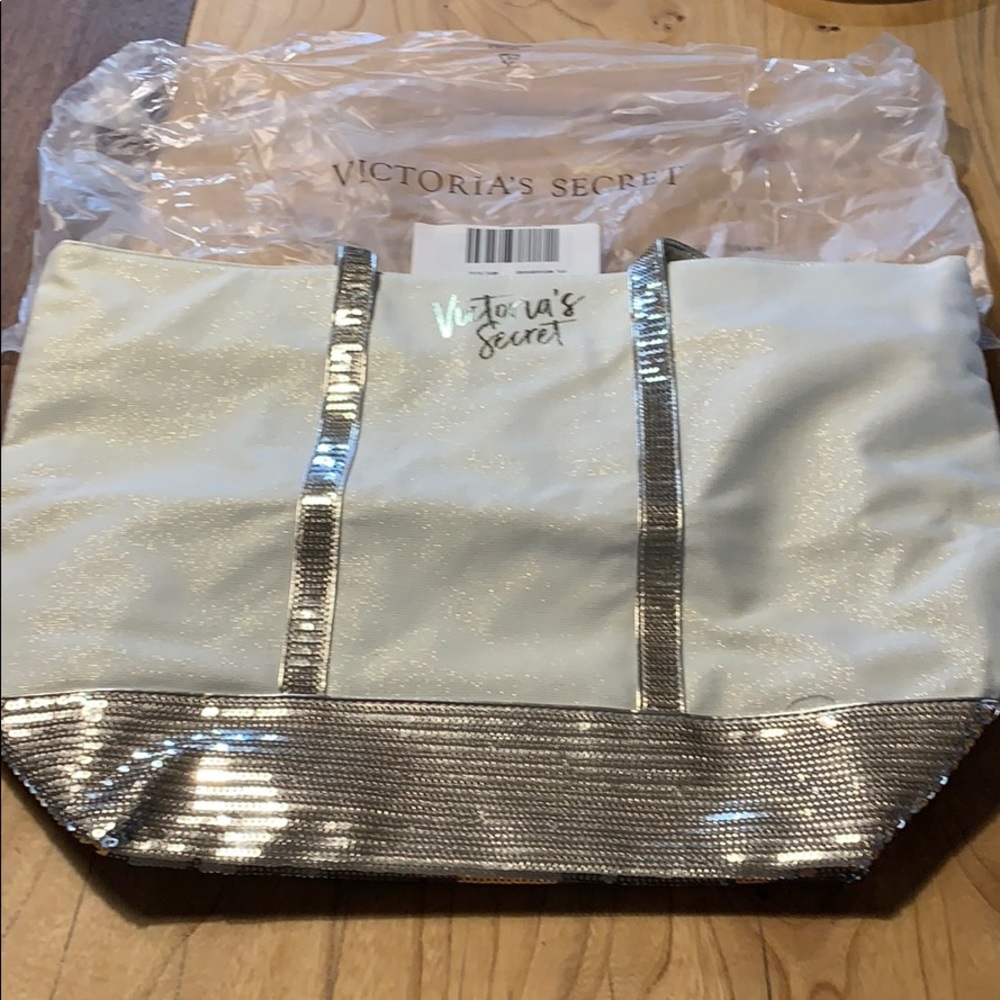 Victoria’s Secret Tote